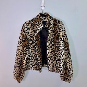Forever 21 animal print fleece jacket. Size large.